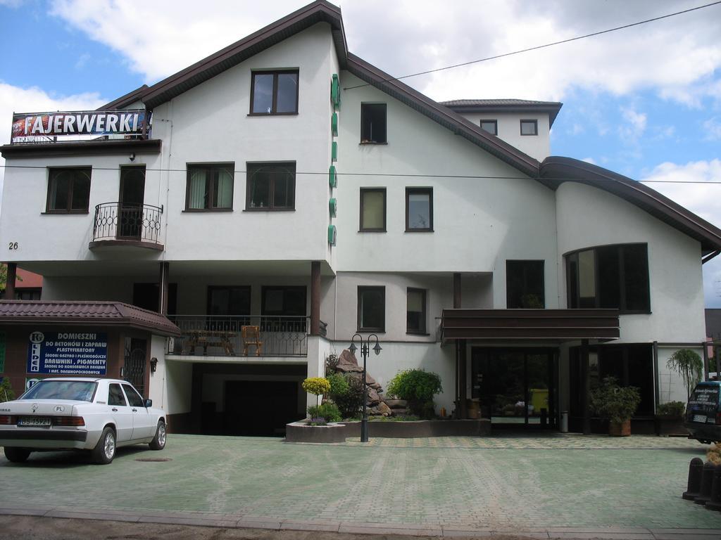 Adeo Hostel Белосток Экстерьер фото
