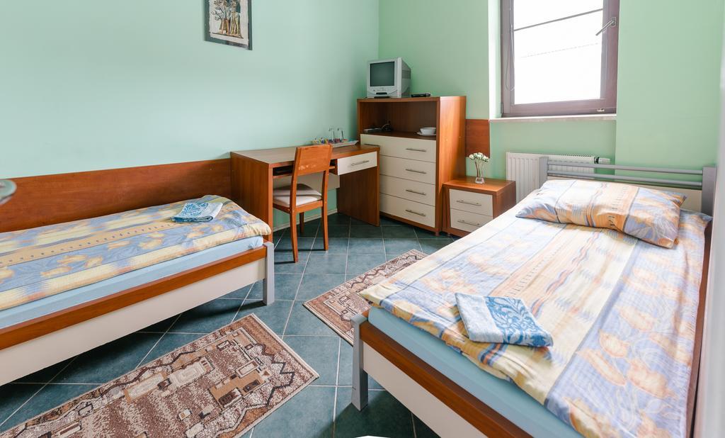 Adeo Hostel Белосток Номер фото