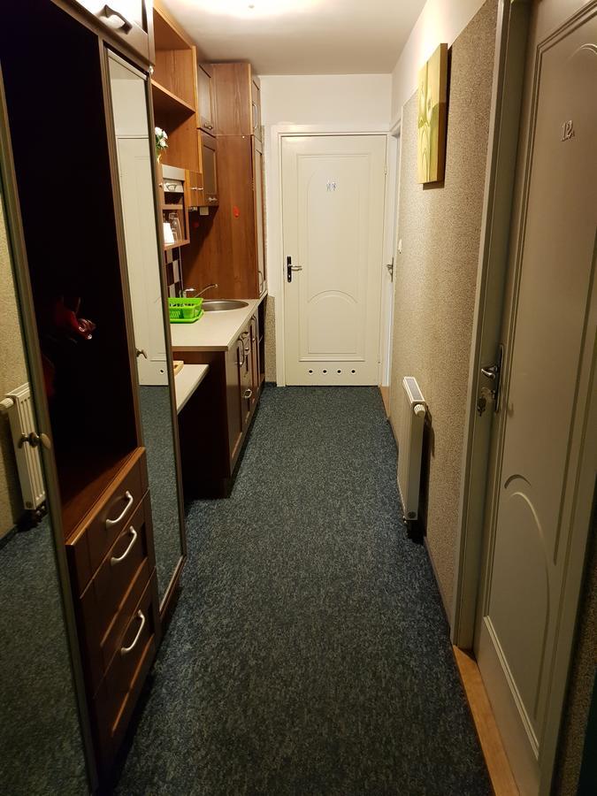 Adeo Hostel Белосток Экстерьер фото